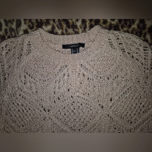 Forever 21 Pink Crochet Balloon Sleeve Top XS Like New - Picture 6 of 11